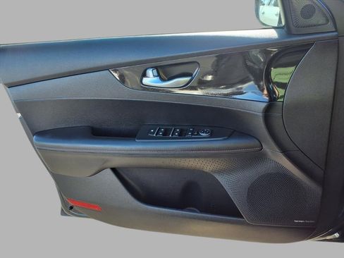 Used 2021 Kia Forte GT image 17