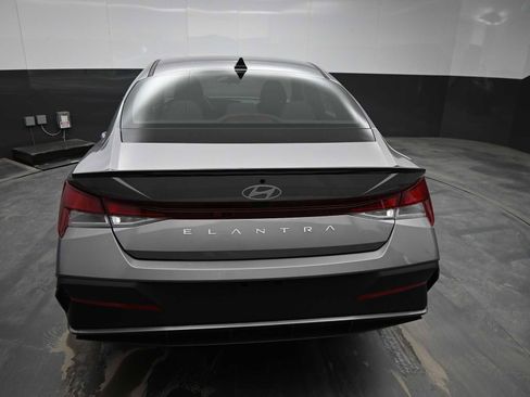 Certified 2025 Hyundai Elantra Sport image 16