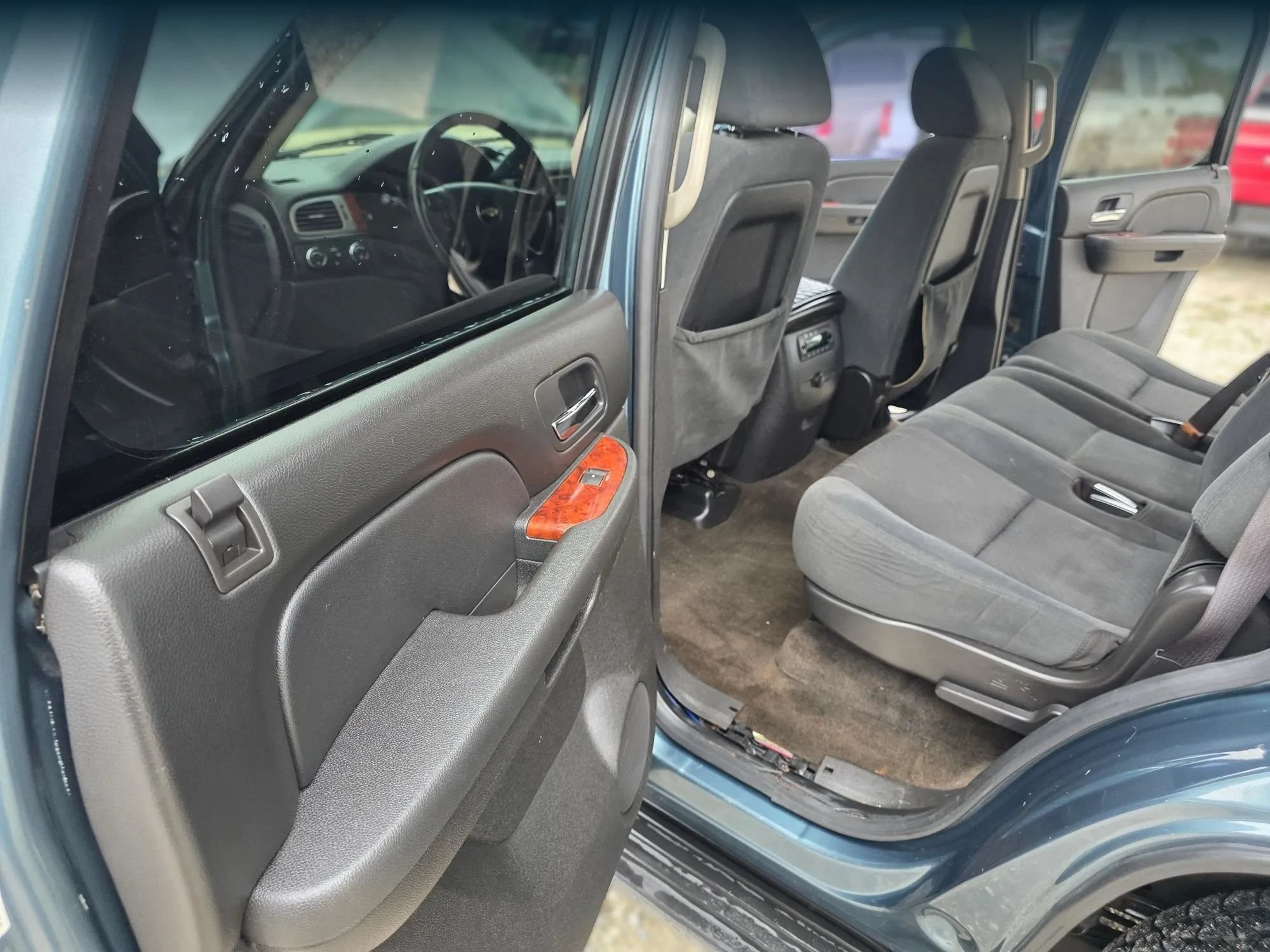 Used 2009 Chevrolet Tahoe LT AWD/4WD image 26