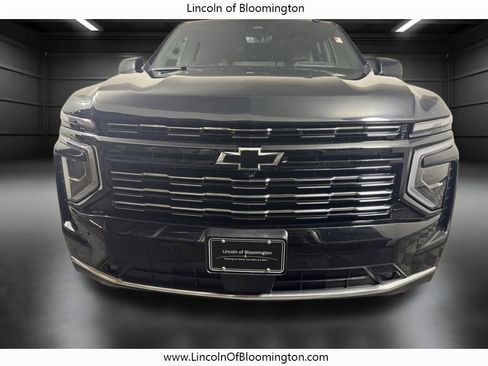 Used 2026 Chevrolet Suburban High Country w/ Sun And Tow Package AWD/4WD image 11