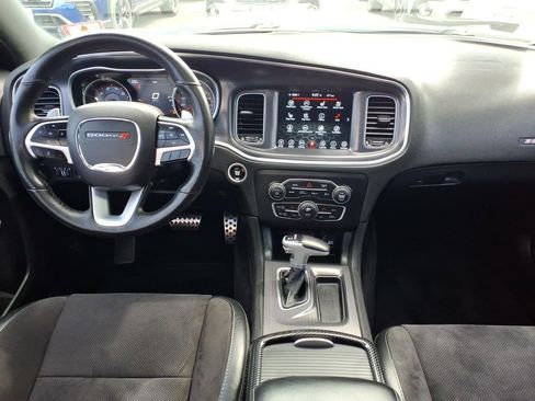Used 2017 Dodge Charger R/T Scat Pack w/ Driver Confidence Group RWD image 16