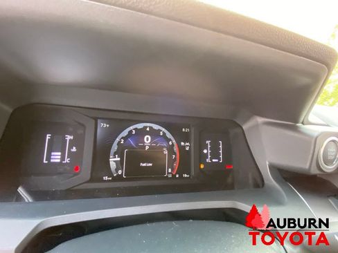 New 2026 Toyota 4Runner SR5 AWD/4WD image 34
