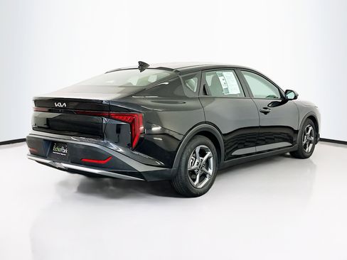 Used 2025 Kia K4 LXS image 9