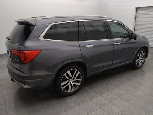 Used 2017 Honda Pilot Touring image 10