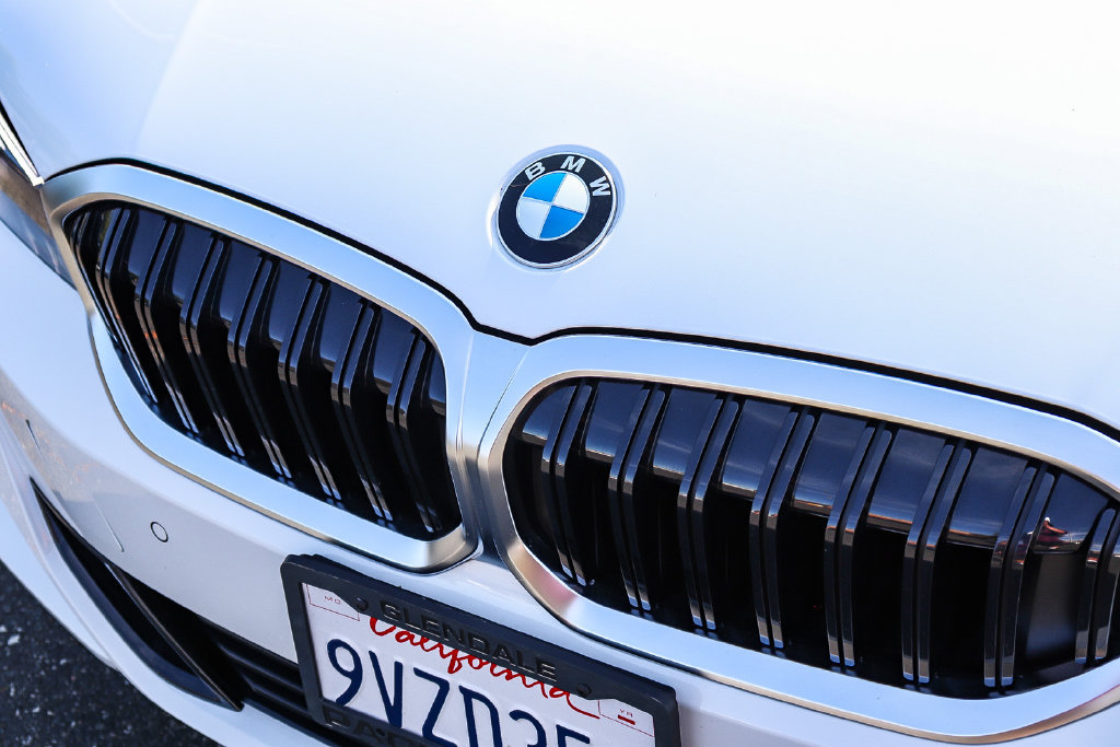 Used 2026 BMW 330i Sedan w/ Convenience Package RWD image 11