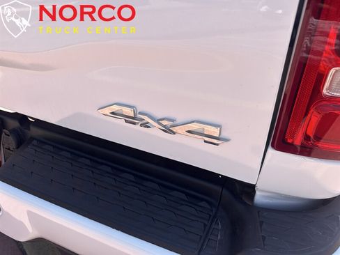 Used 2024 RAM 3500 Tradesman w/ Towing Technology Group AWD/4WD image 9