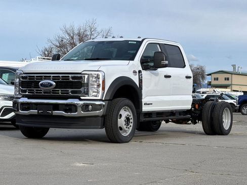 New 2026 Ford F450 XL w/ XL Chrome Package image 7