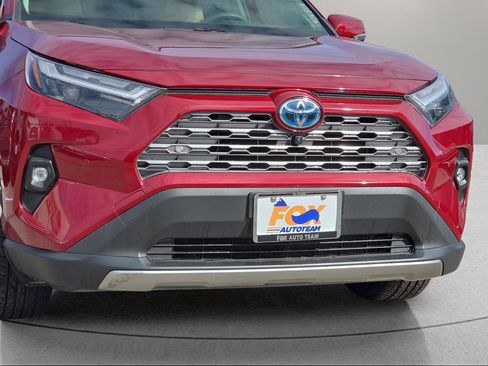 Used 2024 Toyota RAV4 Limited w/ Advanced Technology Package image 8