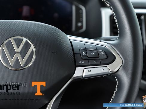 Used 2023 Volkswagen Atlas SE w/ Black Wheel Package FWD image 60