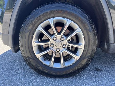 Used 2014 Jeep Grand Cherokee Limited AWD/4WD image 21