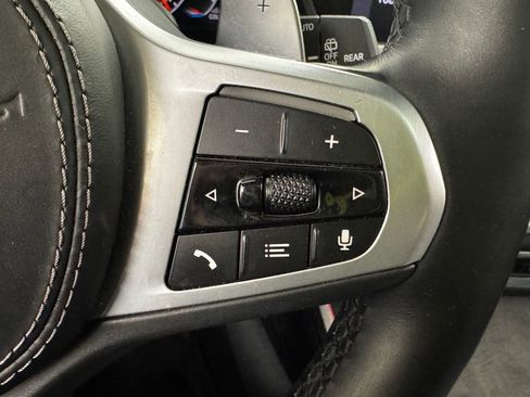 Used 2019 BMW X5 xDrive50i w/ M Sport Package image 26