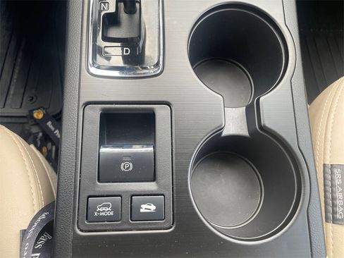 Used 2018 Subaru Outback 3.6R Limited image 26