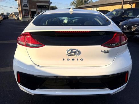 Used 2019 Hyundai Ioniq Blue image 5