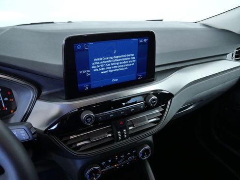 Certified 2023 Ford Escape Active AWD/4WD image 17