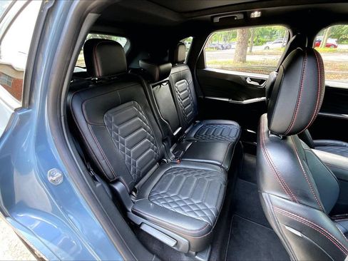 Used 2024 Ford Escape ST-Line Elite w/ Premium Technology Package AWD/4WD image 21
