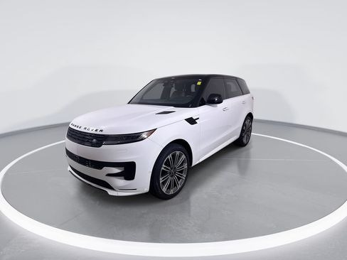 Used 2024 Land Rover Range Rover Sport Dynamic SE AWD/4WD image 4