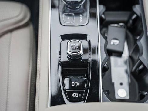 New 2026 Volvo XC90 B6 Ultra w/ Lounge Package image 23