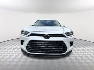 Used 2026 Toyota Grand Highlander AWD video 2