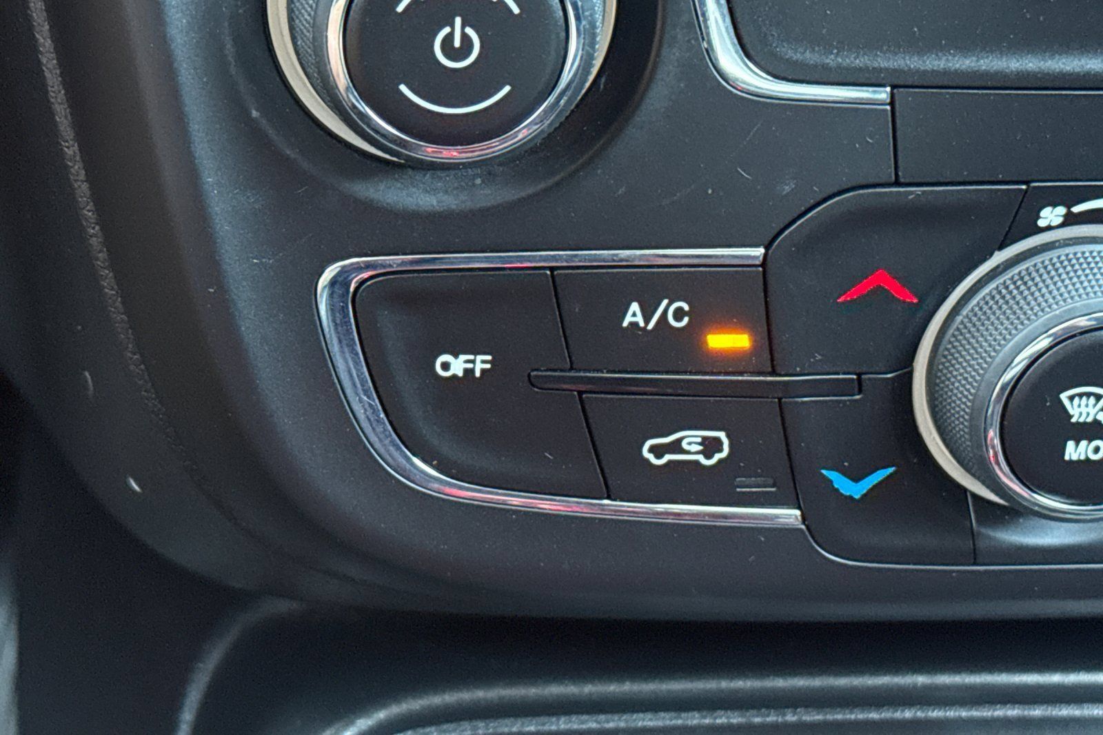 Used 2019 Jeep Compass Trailhawk AWD/4WD image 28