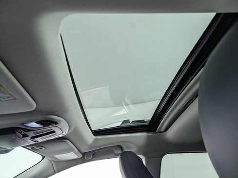 Used 2024 Subaru Outback Touring XT image 28