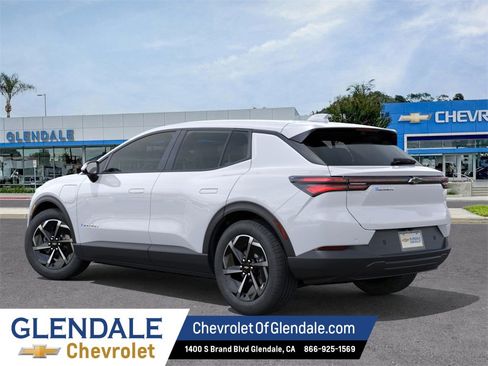 New 2026 Chevrolet Equinox EV LT image 3