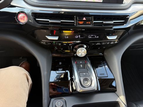 Certified 2026 Acura MDX FWD w/ Technology Package image 17