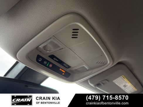 Used 2017 Chevrolet Malibu LT image 19