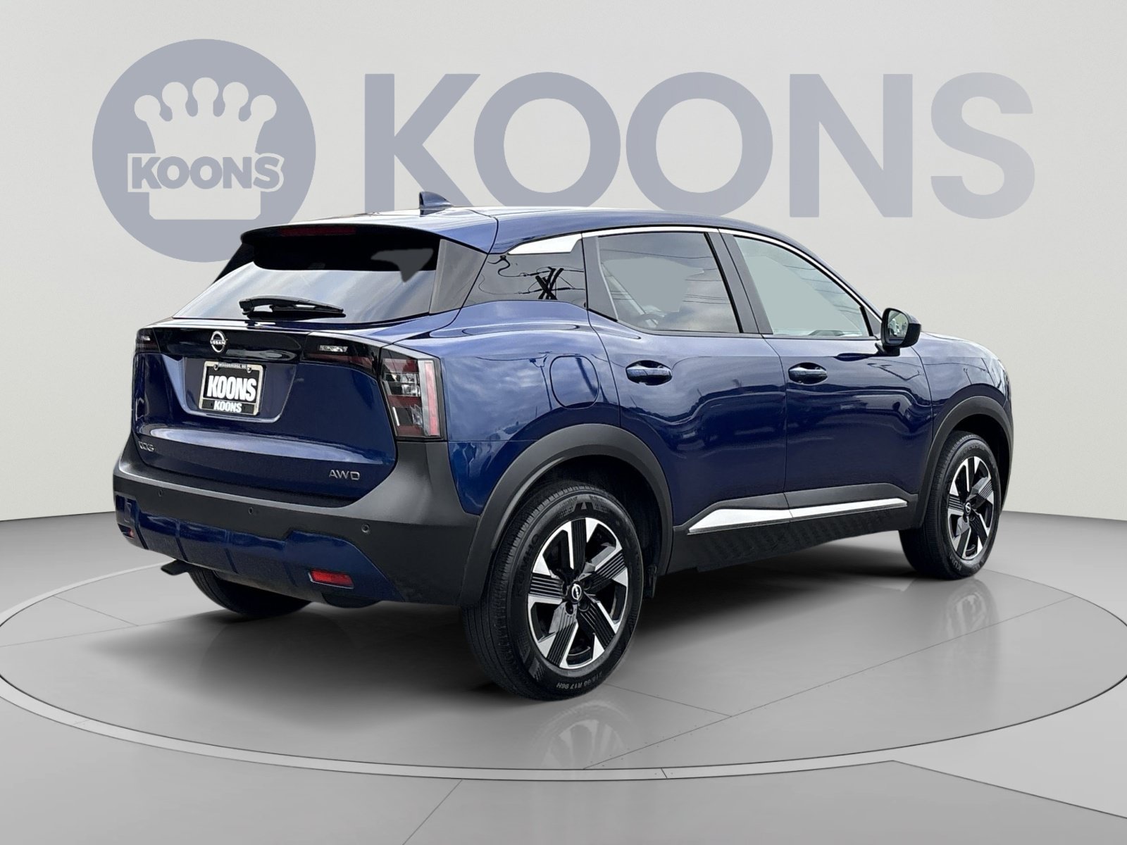 Used 2025 Nissan Kicks SV AWD/4WD image 7