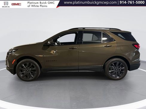 Used 2024 Chevrolet Equinox RS w/ LPO, Floor Liner Package image 7