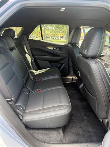 Used 2024 Chevrolet Blazer EV LT AWD/4WD image 17