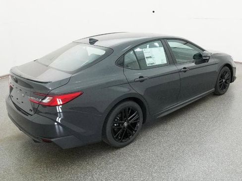 New 2026 Toyota Camry SE image 9