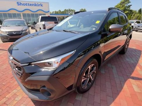 Used 2024 Subaru Crosstrek 2.0i Premium AWD/4WD image 5
