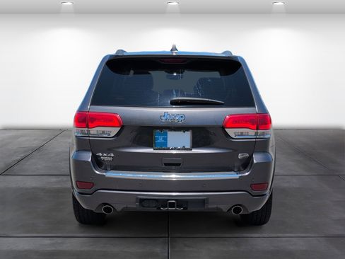 Used 2018 Jeep Grand Cherokee Overland AWD/4WD image 7