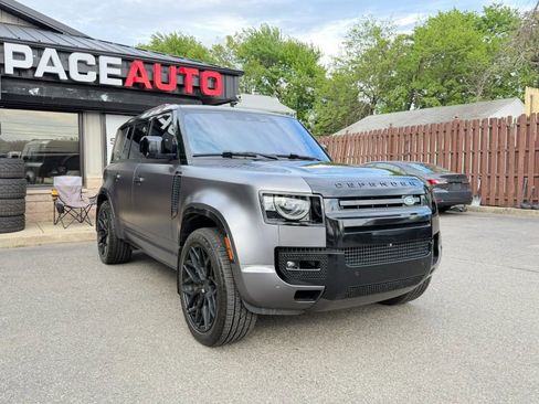 Used 2022 Land Rover Defender 110 XS Edition AWD/4WD image 4
