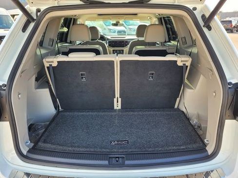 Used 2021 Volkswagen Atlas SEL R-Line image 16