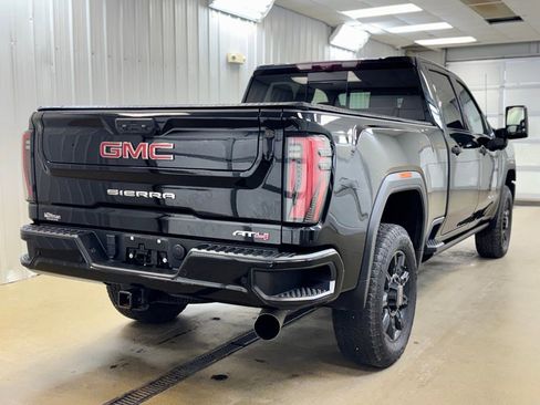 Used 2024 GMC Sierra 2500 AT4 w/ AT4 Premium Plus Package image 6