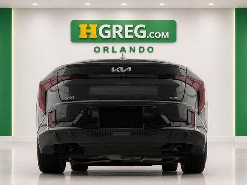 Used 2025 Kia K4 EX w/ GT-Line Premium Package FWD image 11