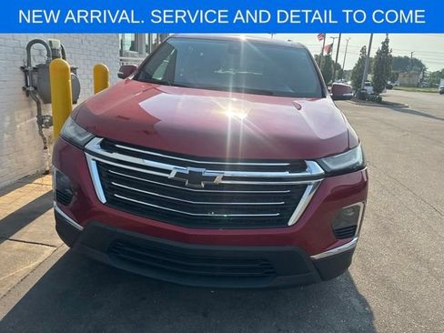 Certified 2023 Chevrolet Traverse LT FWD image 3