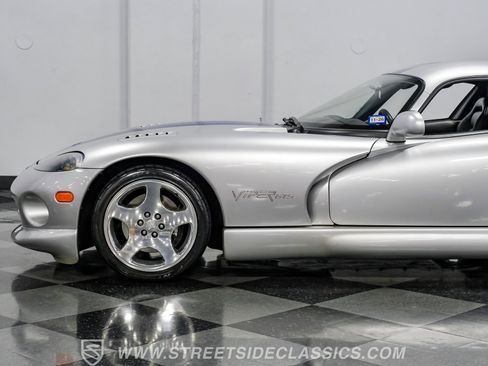 Used 1999 Dodge Viper GTS RWD image 23