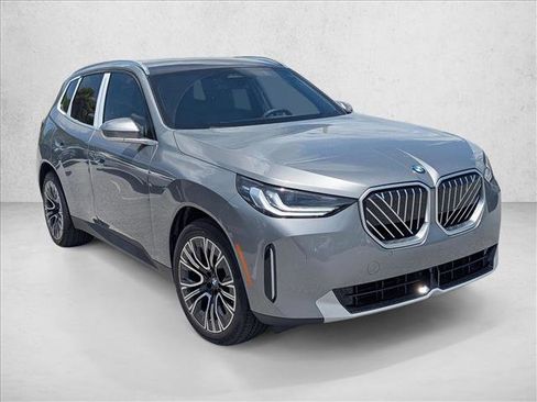 Used 2025 BMW X3 xDrive30i w/ Convenience Package AWD/4WD image 6