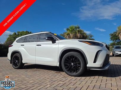 Used 2023 Toyota Highlander XSE