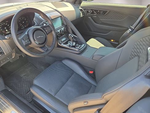 Used 2024 Jaguar F-TYPE R AWD/4WD image 18