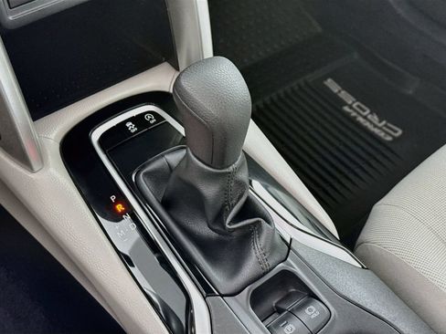 Certified 2023 Toyota Corolla Cross L AWD/4WD image 12