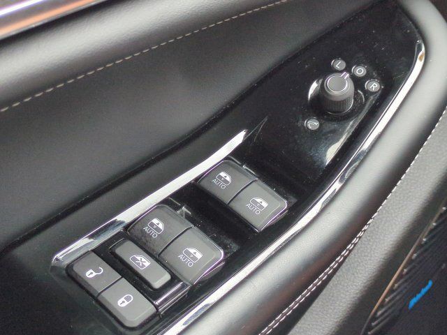 Used 2021 Jeep Grand Cherokee L Overland w/ Luxury Tech Group IV AWD/4WD image 25