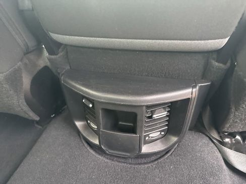 Used 2022 RAM 3500 Big Horn image 33