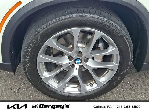 Used 2021 BMW X5 xDrive40i w/ Convenience Package AWD/4WD image 10