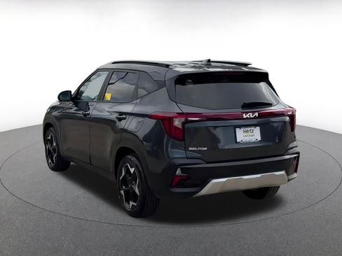 Used 2025 Kia Seltos S image 11