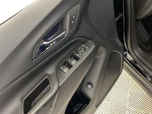 Used 2023 Chevrolet Equinox LT image 26