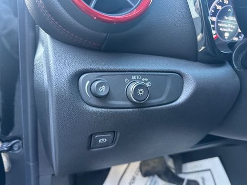 Used 2023 Chevrolet Blazer RS w/ LPO, Floor Liner Package FWD image 23