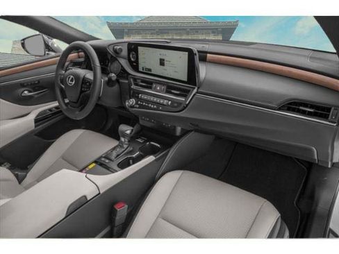 Used 2023 Lexus ES 300h w/ Premium Package image 15